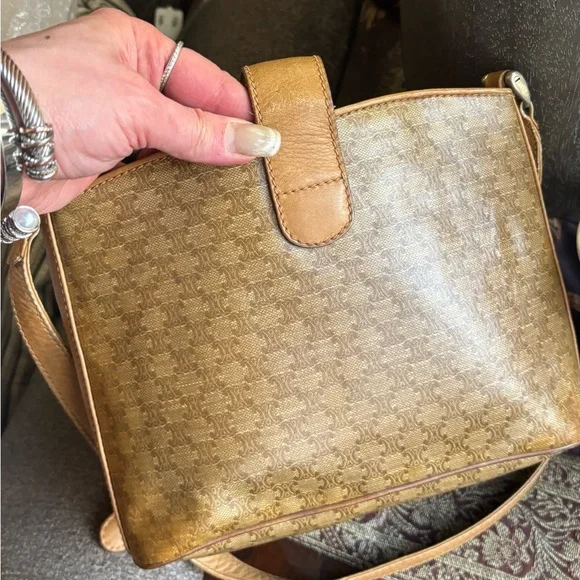 Authentic CELINE Brown macadam coated leather Patterned 3 compartments crossbody - Picture 12 of 16